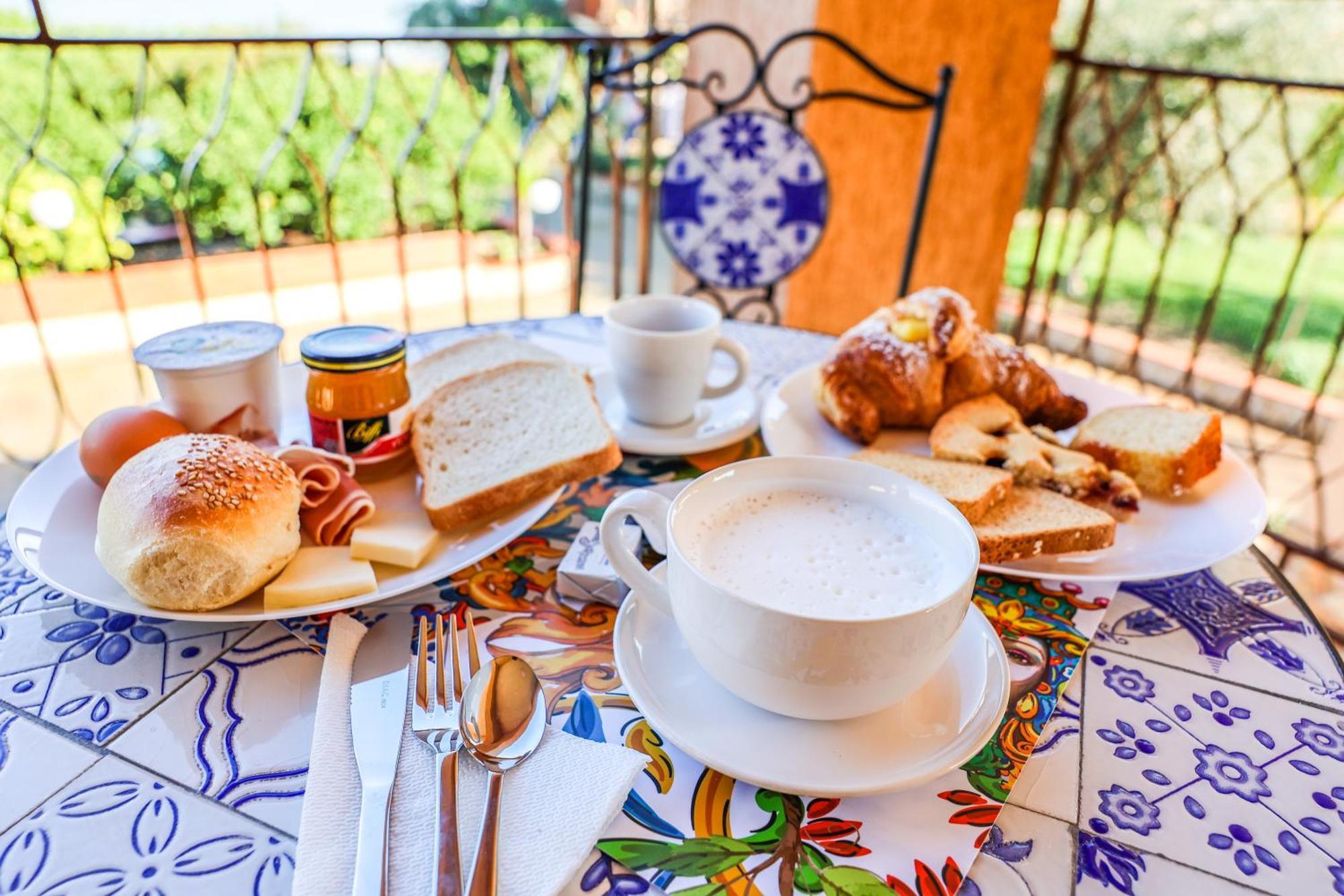 Giardino Dei Cedri Bed & Breakfast Trabia